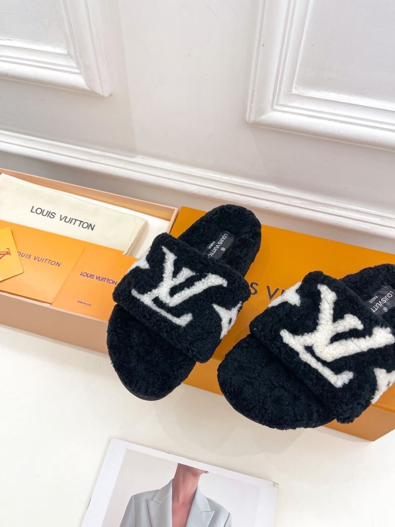 Louis Vuitton Slippers